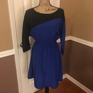 👛 Mossimo Dress with cinched waist